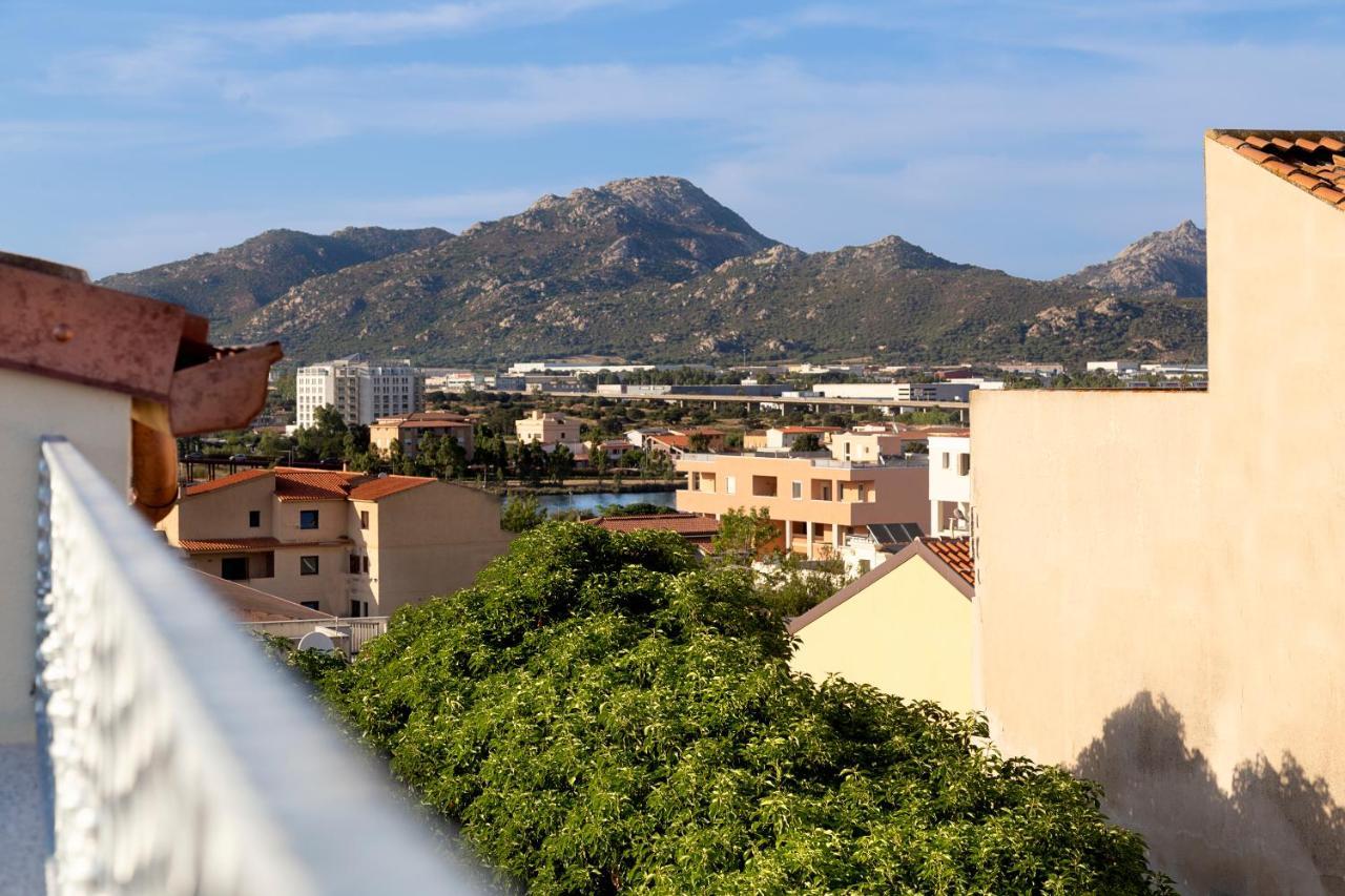 La Via Rooms And Terrace Olbia Kültér fotó