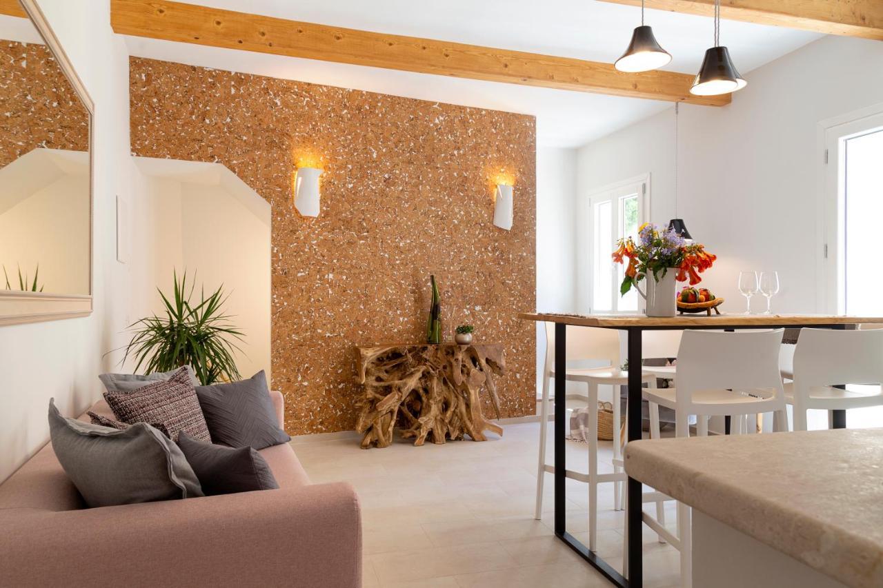 La Via Rooms And Terrace Olbia Kültér fotó